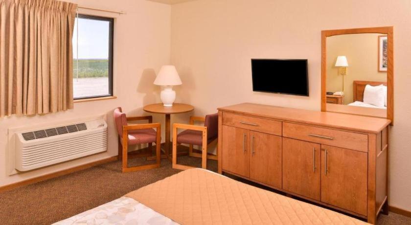 Americas Best Value Inn Missouri Valley Exterior photo