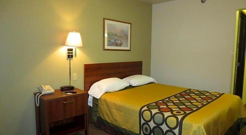Americas Best Value Inn Missouri Valley Exterior photo